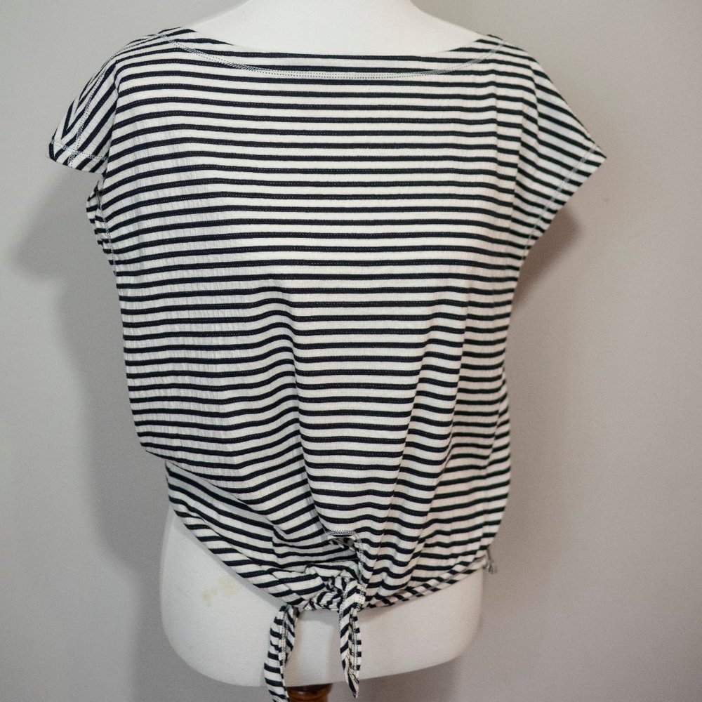 Max Studio Womens Size Small Tie Stripe Top Black